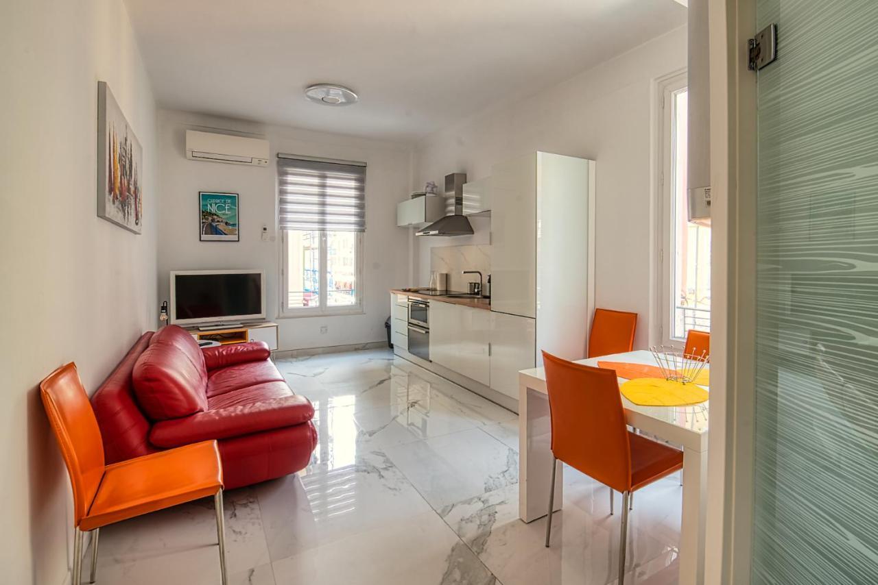 Suite Stalingrad นีซ ภายนอก รูปภาพ
