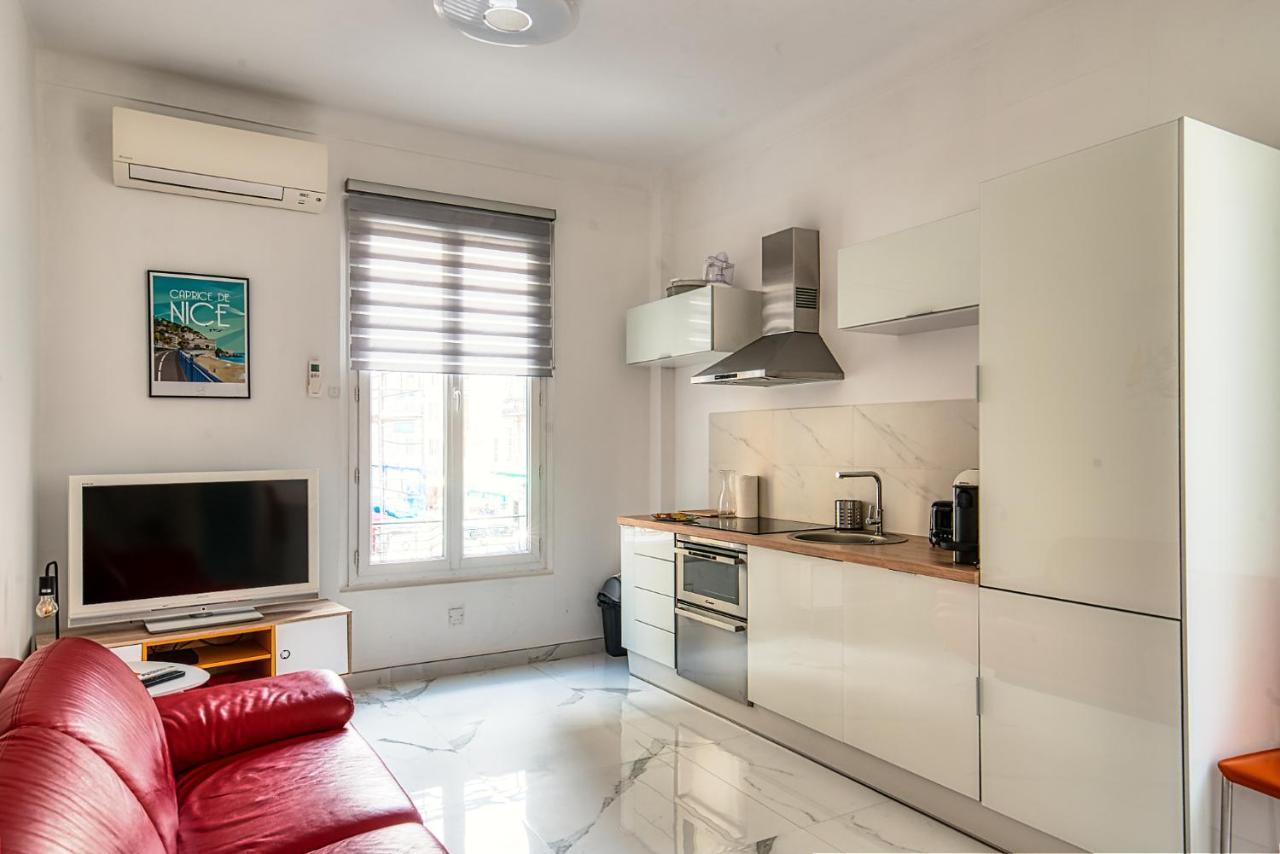 Suite Stalingrad นีซ ภายนอก รูปภาพ